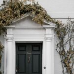 usi metal apartament